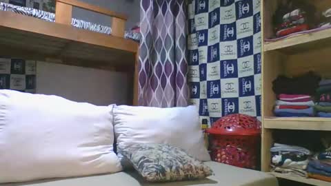 pactellin75 online show from November 14, 6:04 am