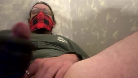 Snapshot of painter1142 chatting on October 18, 6:50 am Rothkohammer online show from October 18, 6:50 am