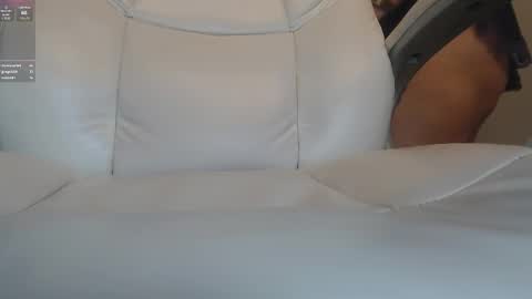 paiper online show from February 17, 9:00 pm