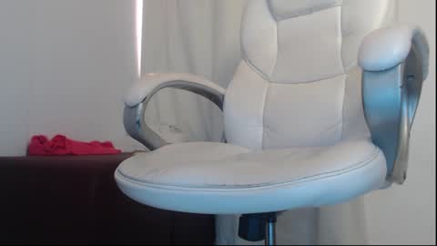 paiperhalliwey online show from September 29, 5:56 pm