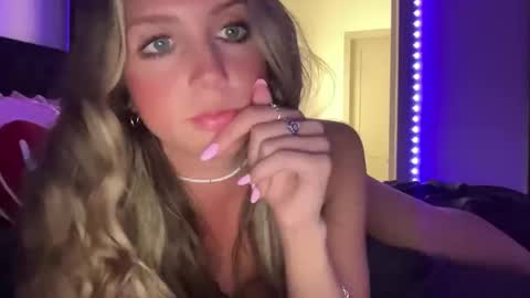 Paisley online show from January 17, 1:37 am