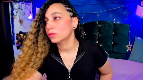 pamela_heinz online show from December 8, 8:36 pm