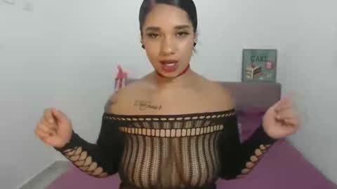 pamela_james15 online show from March 8, 5:28 am