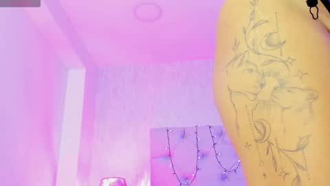 TELL ME PAMELLA AND GIVE ME A GOOD GRADE ITS IMPORTANT online show from December 22, 1:40 pm