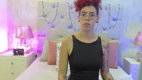 TELL ME PAMELLA AND GIVE ME A GOOD GRADE ITS IMPORTANT online show from October 30, 12:28 pm