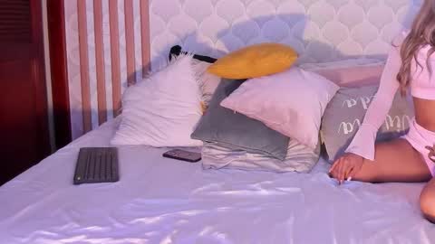 Pamela online show from March 11, 6:27 am