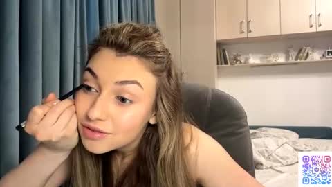 Lia online show from July 15, 4:33 pm
