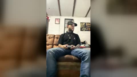 panthers_room online show from March 13, 5:00 am