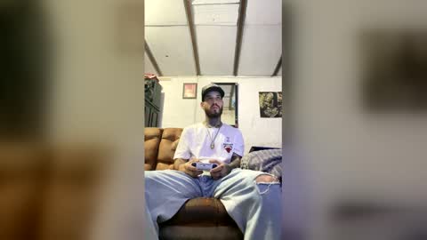 panthers_room online show from May 16, 6:54 am