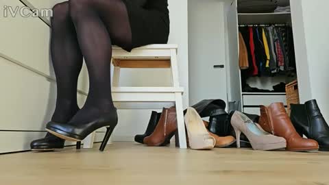 pantyhose_ggggg online show from March 5, 8:54 am