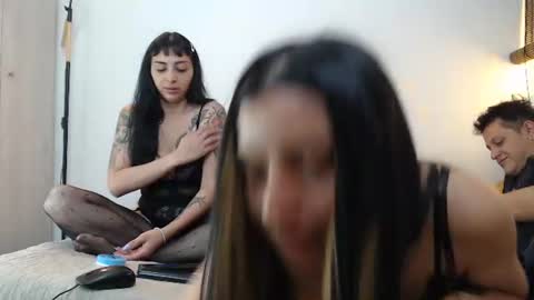 pantyhose_xxx_ online show from June 14, 4:09 pm