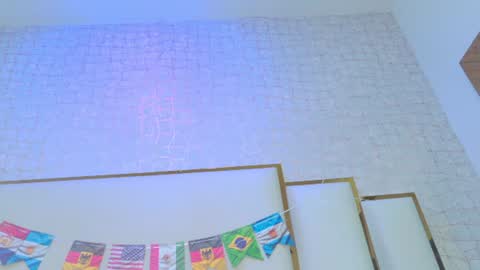 Paola  online show from June 25, 9:36 am