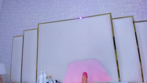 Paola  online show from October 11, 11:48 am