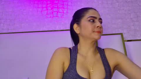 Paola  online show from May 28, 11:30 am