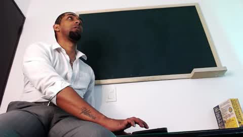 PAOLO online show from April 7, 12:40 pm