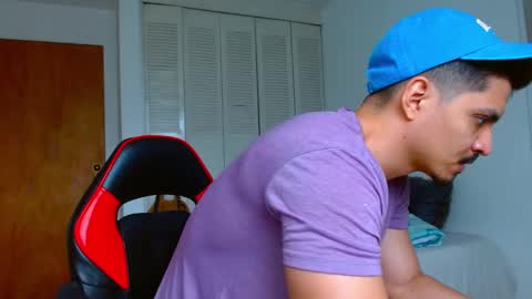 Snapshot of paolo_savanna chatting on October 12, 5:26 pm paolo_savanna online show from October 12, 5:26 pm