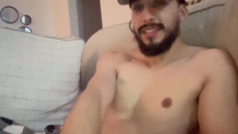 papicubano_guapo23cm online show from February 3, 6:22 am