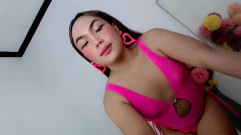 Fina Dwarf online show from March 6, 11:47 am