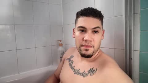 PapiiNyc21 online show from February 25, 6:55 pm