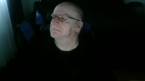 papilly online show from March 27, 11:22 am