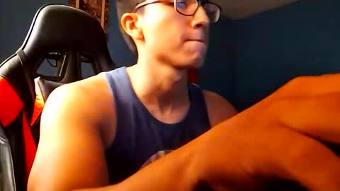 papuh2007 online show from February 2, 1:07 pm