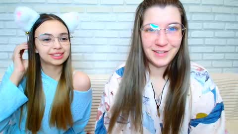 paradisexparadisex online show from February 15, 2:58 am