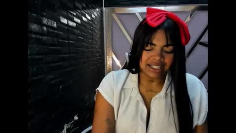 ParisBustamante rs online show from November 1, 4:33 am