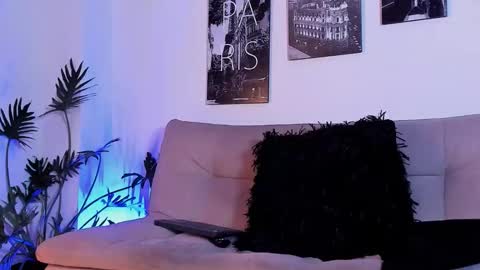 parker lavine online show from December 19, 1:12 am