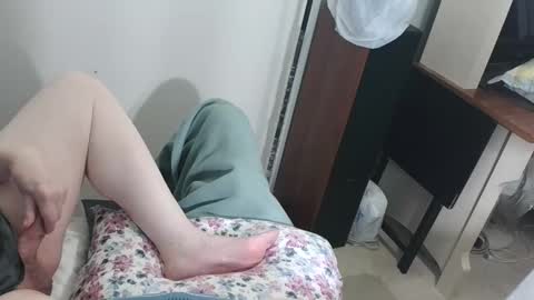 Bagels online show from April 11, 12:20 pm