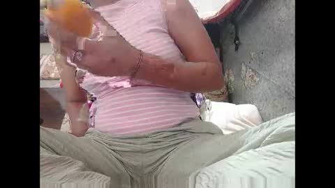 parneetu_642 online show from May 17, 2:54 am