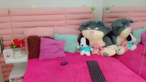 party_fre_girl online show from December 15, 1:45 am