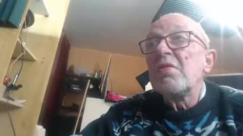 pascal88881 online show from December 29, 4:08 pm