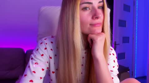 passionkc online show from February 18, 3:17 am