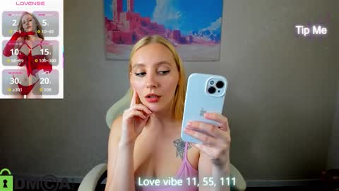 patr1cia_hart online show from September 24, 8:32 am