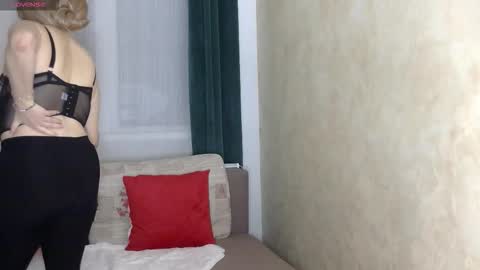   online show from February 23, 6:21 pm