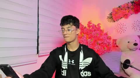 Patrick online show from May 31, 4:22 am