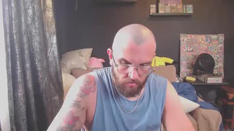 patrickmorris92 online show from April 15, 8:17 am