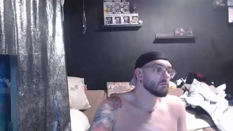 patrickmorris92 online show from March 3, 8:38 pm