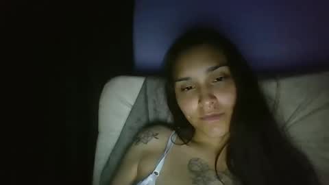 Pau online show from May 30, 6:01 am