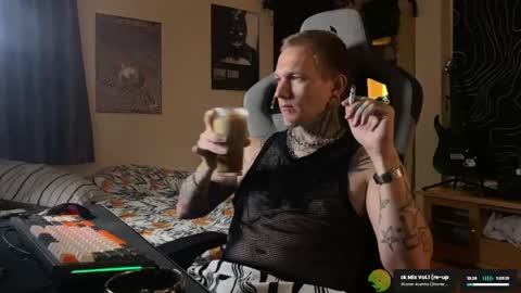 Paul online show from June 2, 10:01 pm