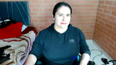paula__117 online show from May 31, 1:15 am