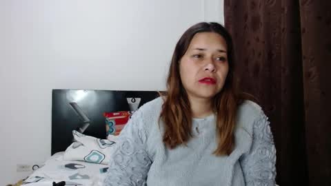 Snapshot of paula_anderson chatting on September 11, 4:14 am PAULA online show from September 11, 4:14 am