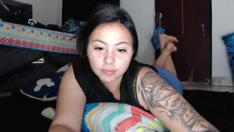 Snapshot of paula_torrez chatting on September 18, 3:27 pm paula_torrez online show from September 18, 3:27 pm
