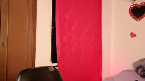 Paula  online show from May 2, 5:24 am