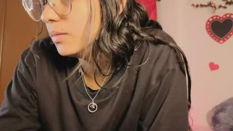 Paula  online show from May 5, 5:47 am
