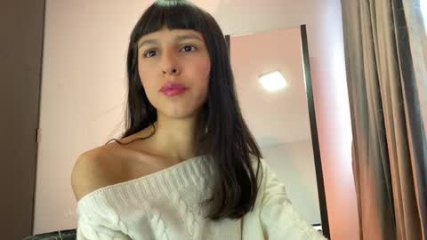   online show from May 15, 10:28 pm
