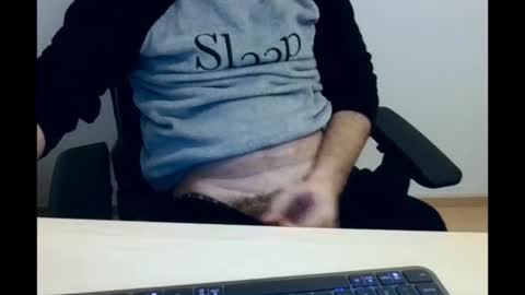 paulbazo83 online show from December 4, 3:00 pm