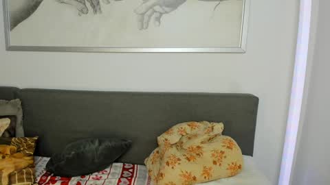 paulblack021 online show from February 3, 10:21 pm