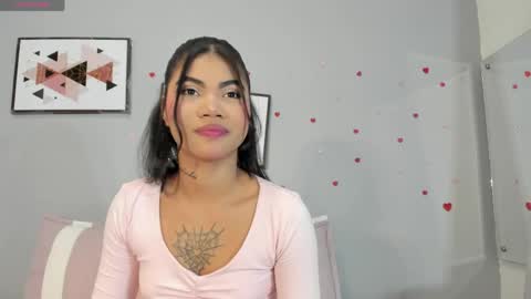 Pau online show from April 23, 12:51 pm