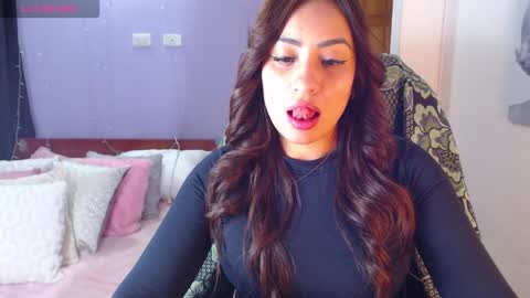 paulina online show from February 8, 11:41 pm